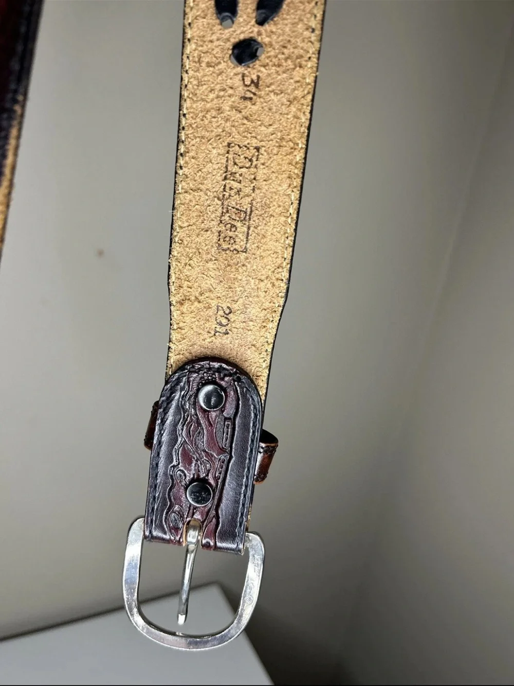 Dun Dee Western Leather Hatband Hand Stamped  Red/Brown W/Buckle Size34